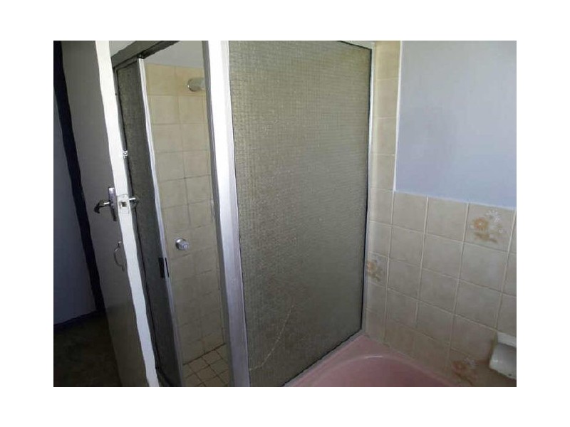 466 Kemp Street, Lavington NSW 2641