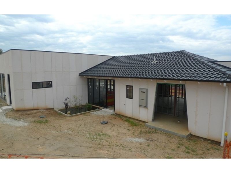 3 McLeod Court, West Albury NSW 2640