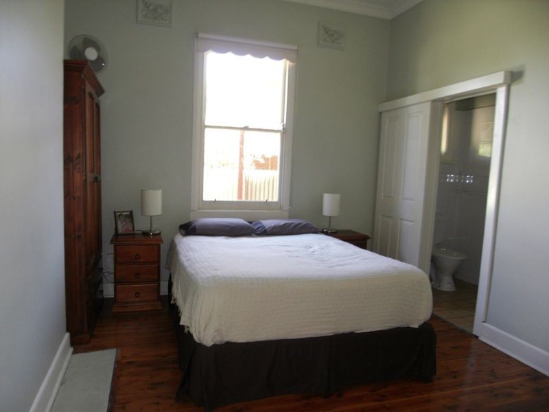 420 Macauley Street, Albury NSW 2640