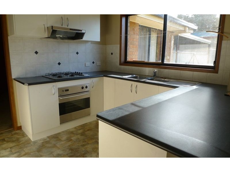 74 Bogong Street, Thurgoona NSW 2640