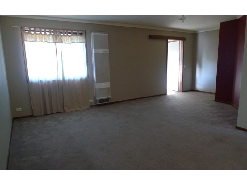 74 Bogong Street, Thurgoona NSW 2640