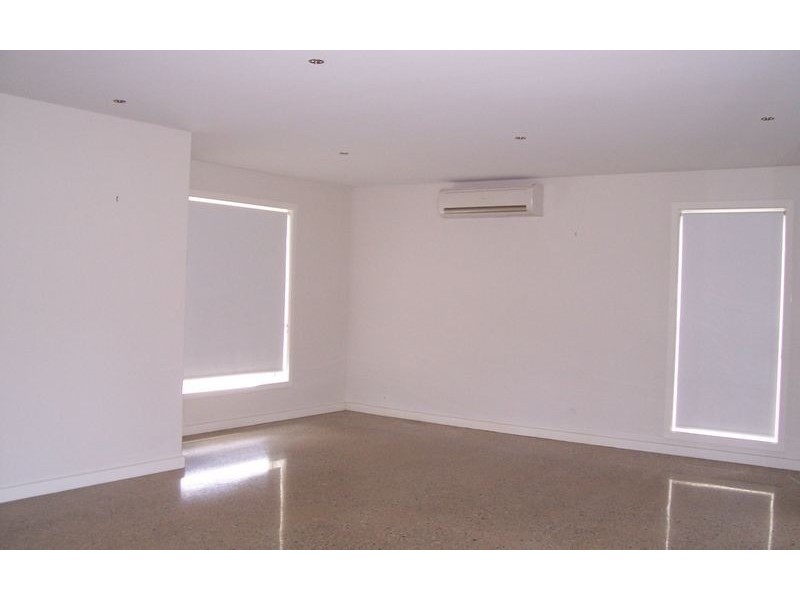 657 Sackville St, Albury NSW 2640