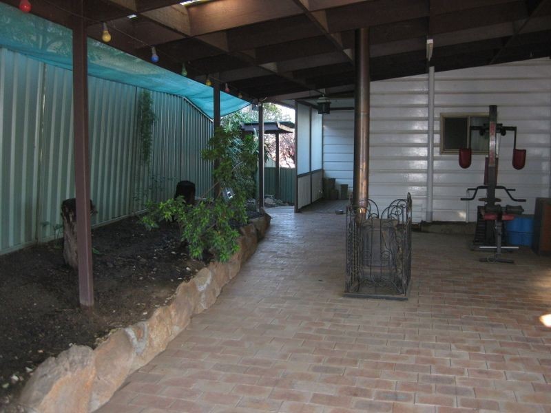 220 Mount Street, East Albury NSW 2640