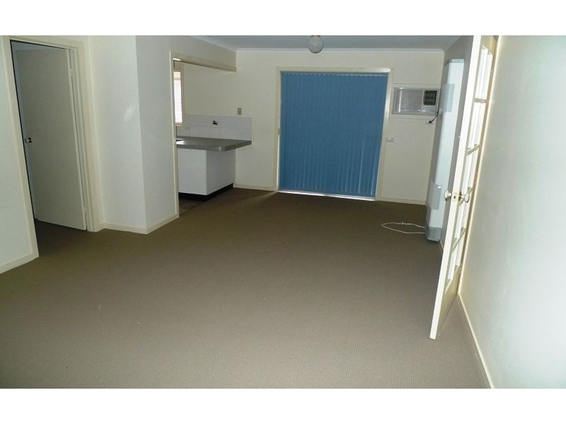 1-567 Webb Street, Lavington NSW 2641