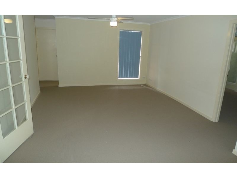 1-567 Webb Street, Lavington NSW 2641
