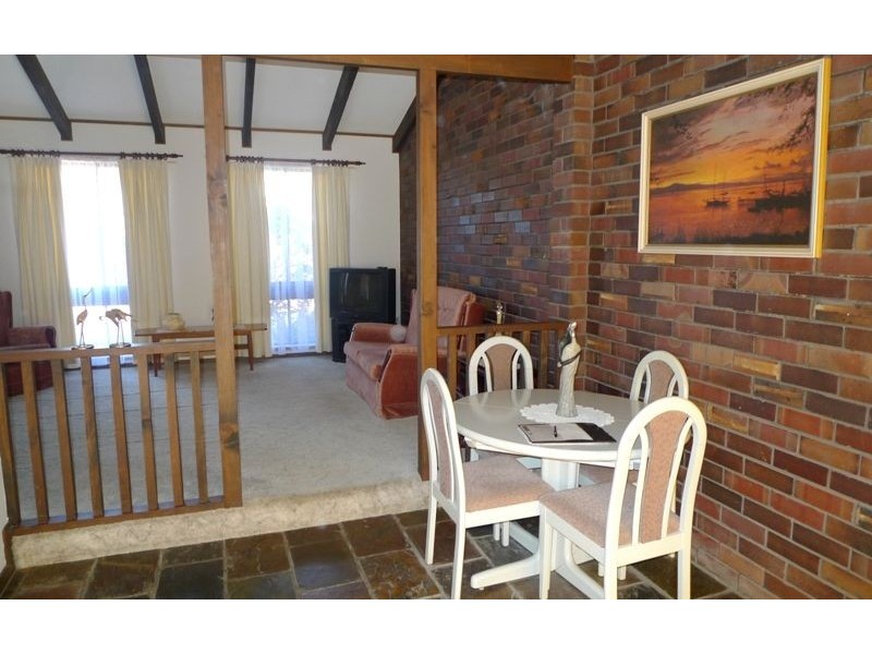 2/641 Keene Street, Albury NSW 2640