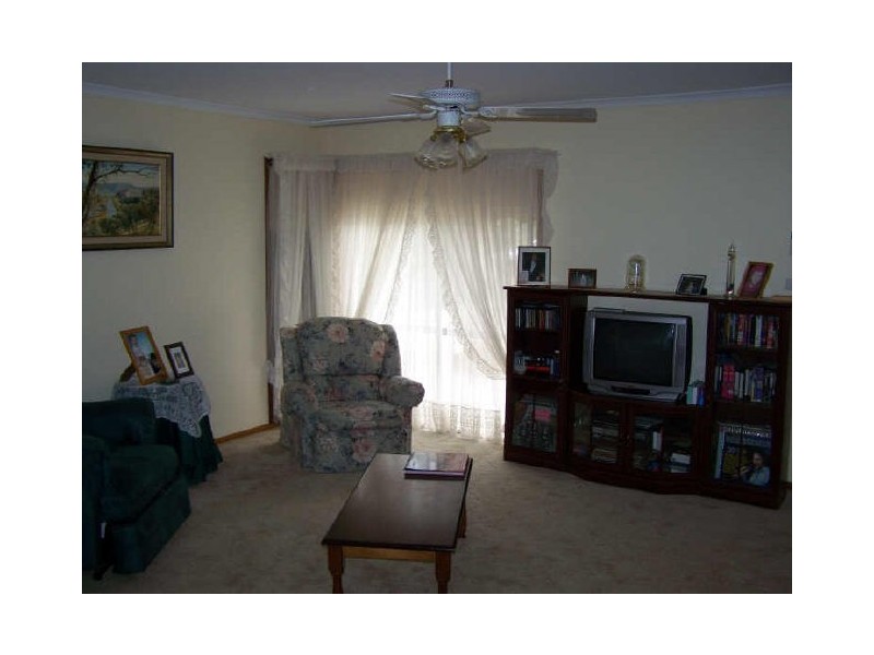 1 Ditmann Place, Lavington NSW 2641