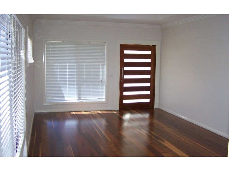 2/338 Norfolk Street, East Albury NSW 2640