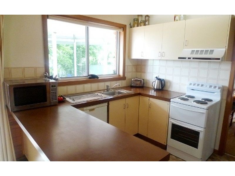 900 Clinton Ave, Albury NSW 2640