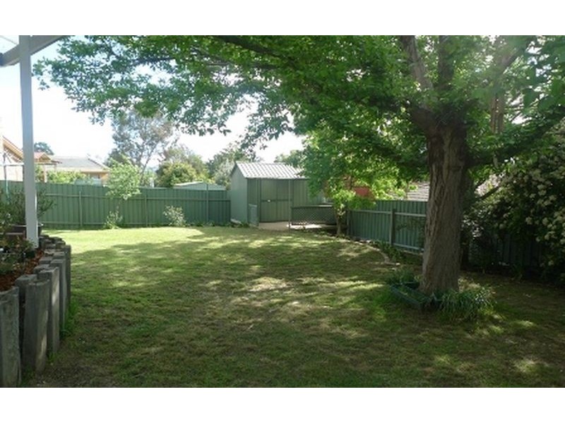 900 Clinton Ave, Albury NSW 2640