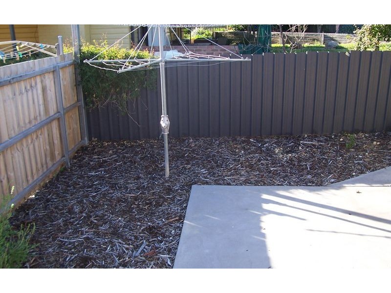 2/451 Rose Street, Lavington NSW 2641
