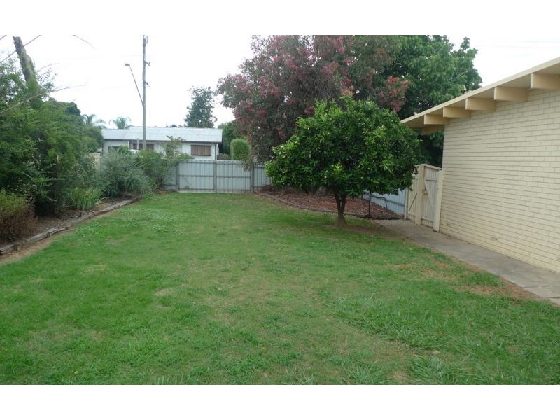 1109 Wingara Street, Lavington NSW 2641