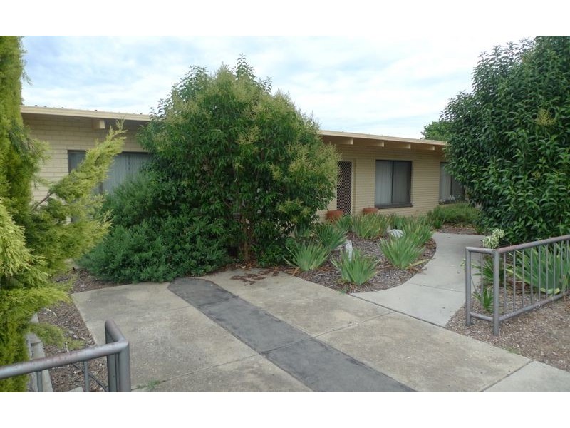 1109 Wingara Street, Lavington NSW 2641