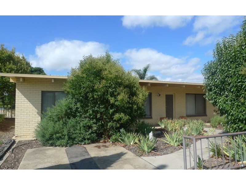 1109 Wingara Street, Lavington NSW 2641