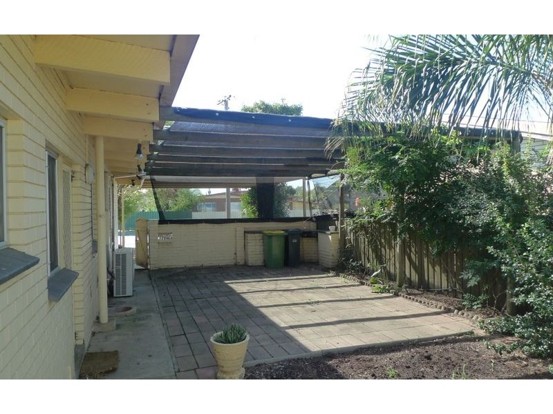 1109 Wingara Street, Lavington NSW 2641