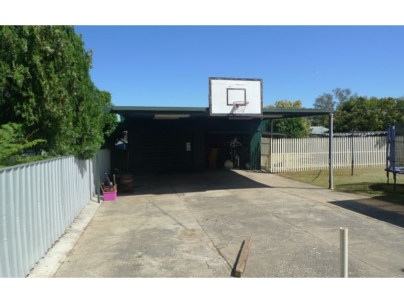 545 Williams Street, Lavington NSW 2641