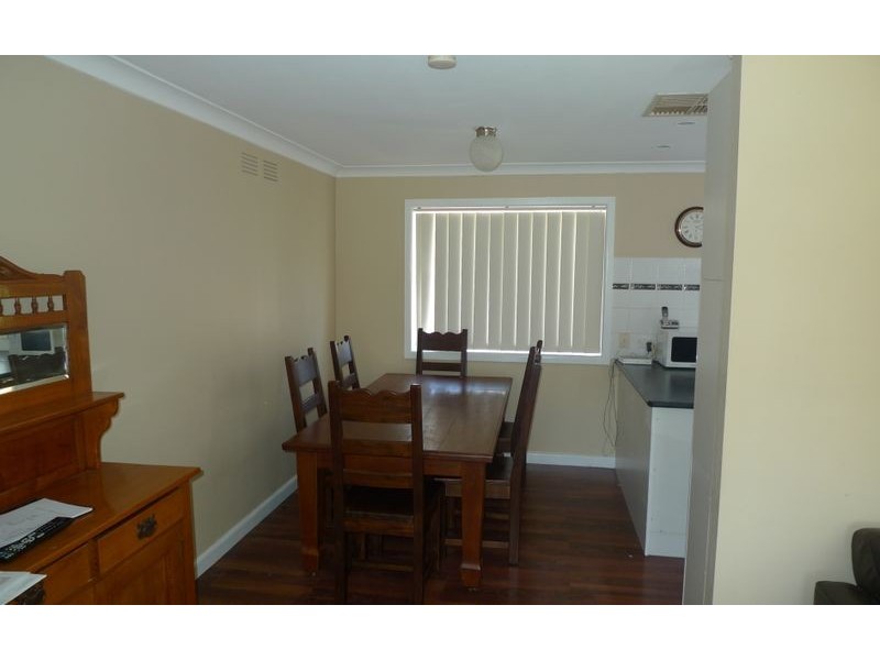 545 Williams Street, Lavington NSW 2641