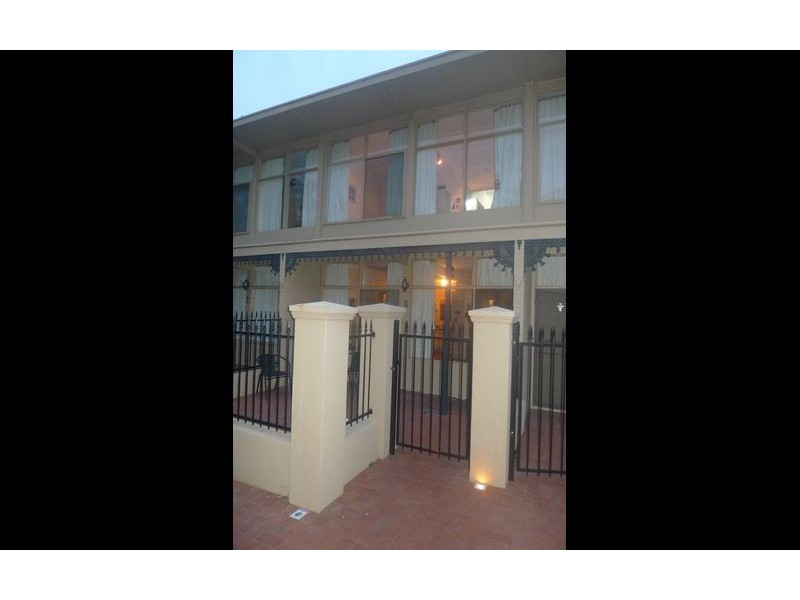 6/750 Macauley Street, Albury NSW 2640