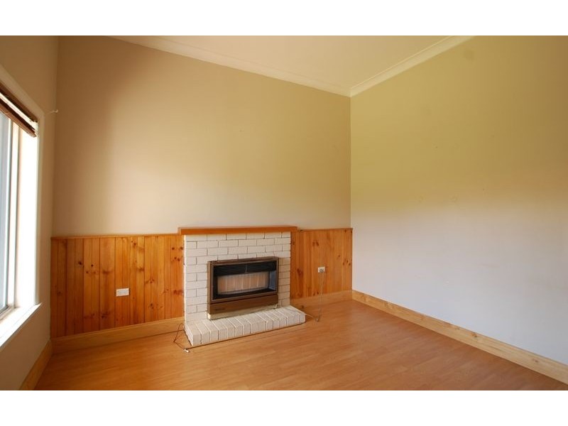 402 Dick Road, Lavington NSW 2641