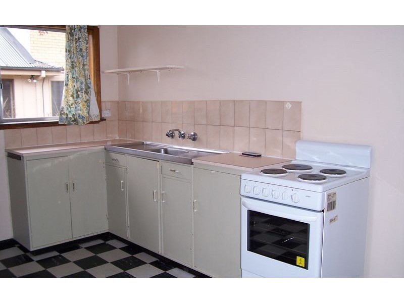 2/546 Thompson Street, Albury NSW 2640