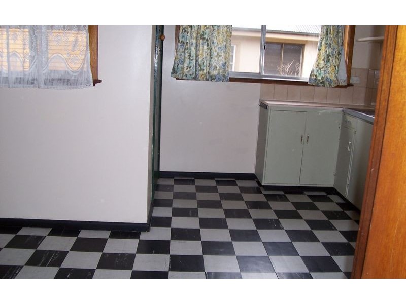 2/546 Thompson Street, Albury NSW 2640