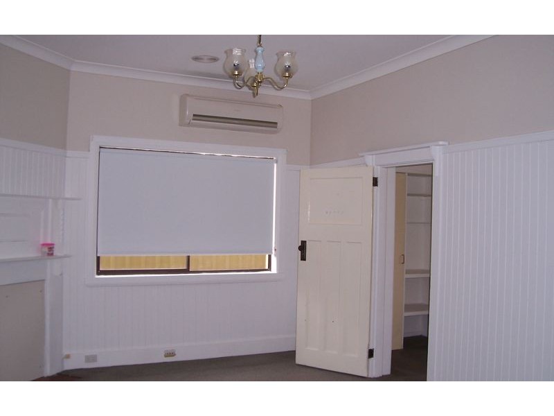 351 Macauley Street, Albury NSW 2640