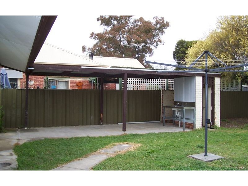 351 Macauley Street, Albury NSW 2640