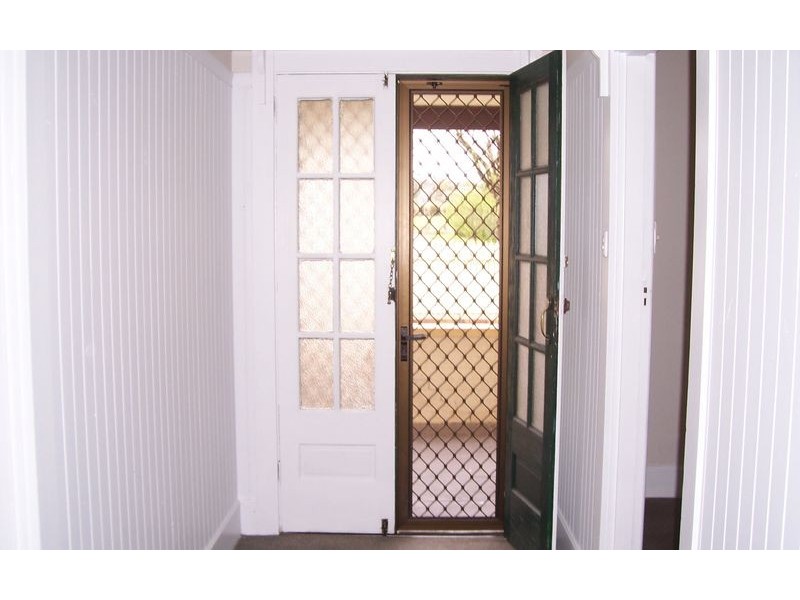 351 Macauley Street, Albury NSW 2640