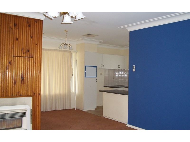 494 Hague Street, Lavington NSW 2641