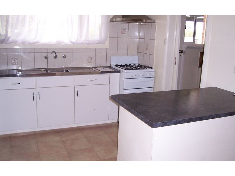 494 Hague Street, Lavington NSW 2641