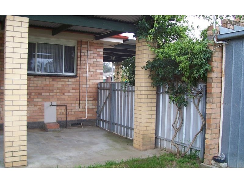 494 Hague Street, Lavington NSW 2641