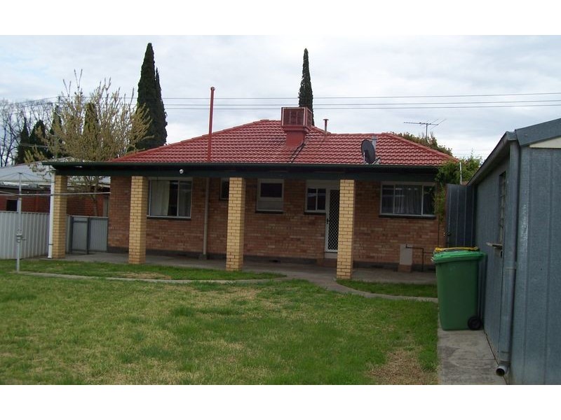 494 Hague Street, Lavington NSW 2641