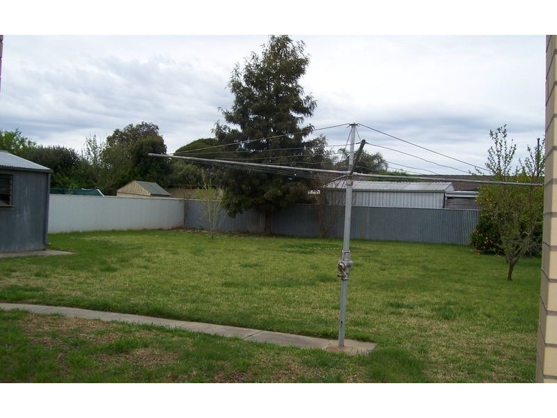 494 Hague Street, Lavington NSW 2641