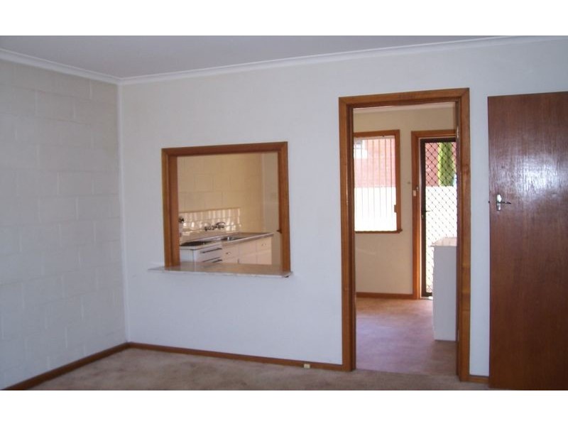 2/321 Donovan Street, Albury NSW 2640