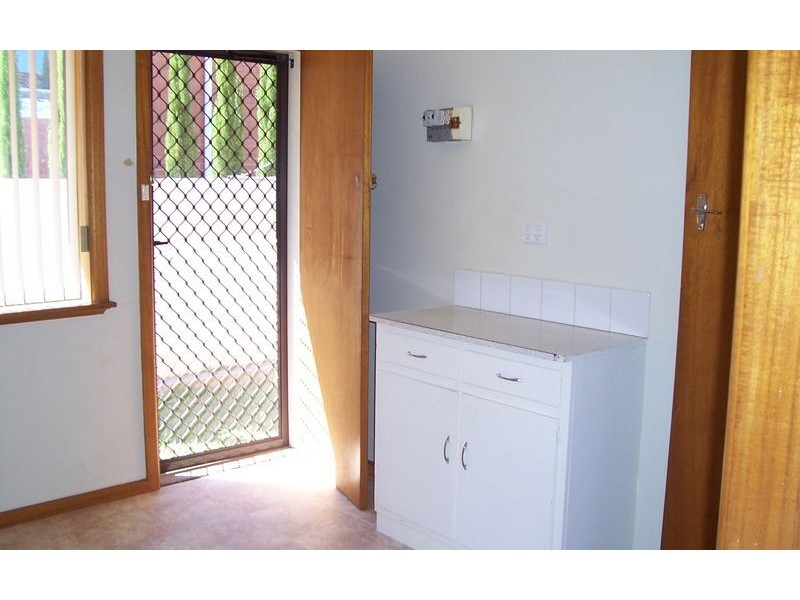 2/321 Donovan Street, Albury NSW 2640