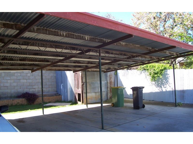2/321 Donovan Street, Albury NSW 2640
