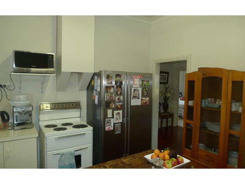 667 Forrest Hill Avenue, Albury NSW 2640