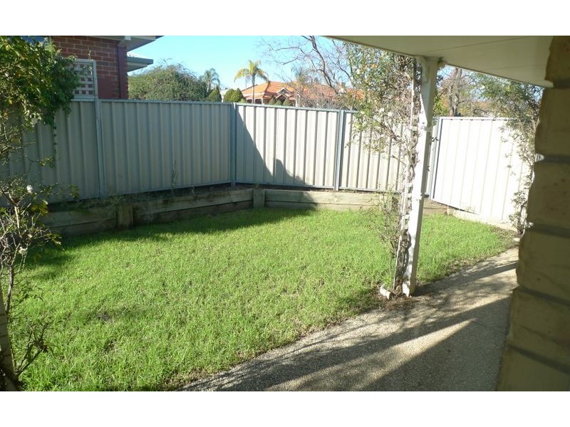 2 Johnston Road, Albury NSW 2640