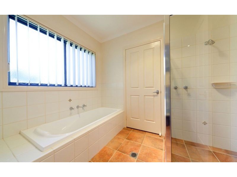 39 Sunrise Terrace, Albury NSW 2640