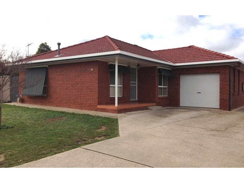 1/36 Jackling Drive, Lavington NSW 2641