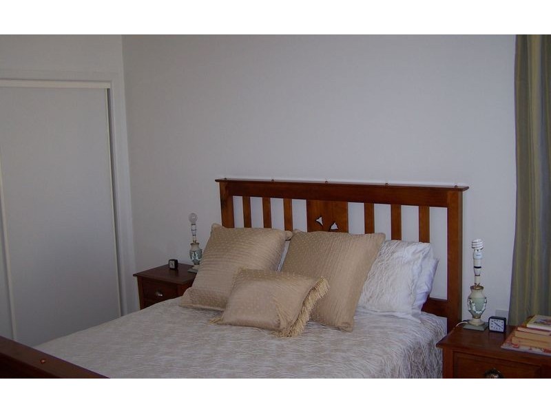 210 Bernhardt Street, Albury NSW 2640