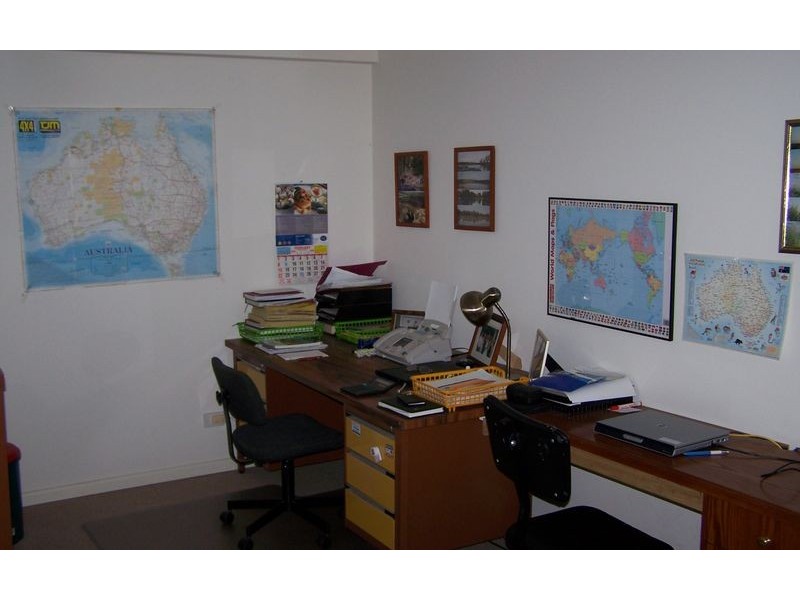 210 Bernhardt Street, Albury NSW 2640