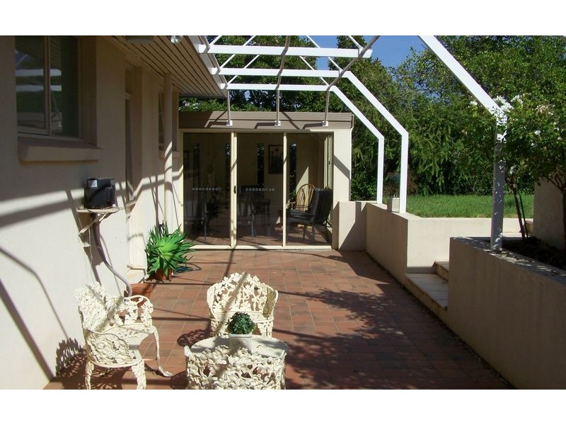 210 Bernhardt Street, Albury NSW 2640