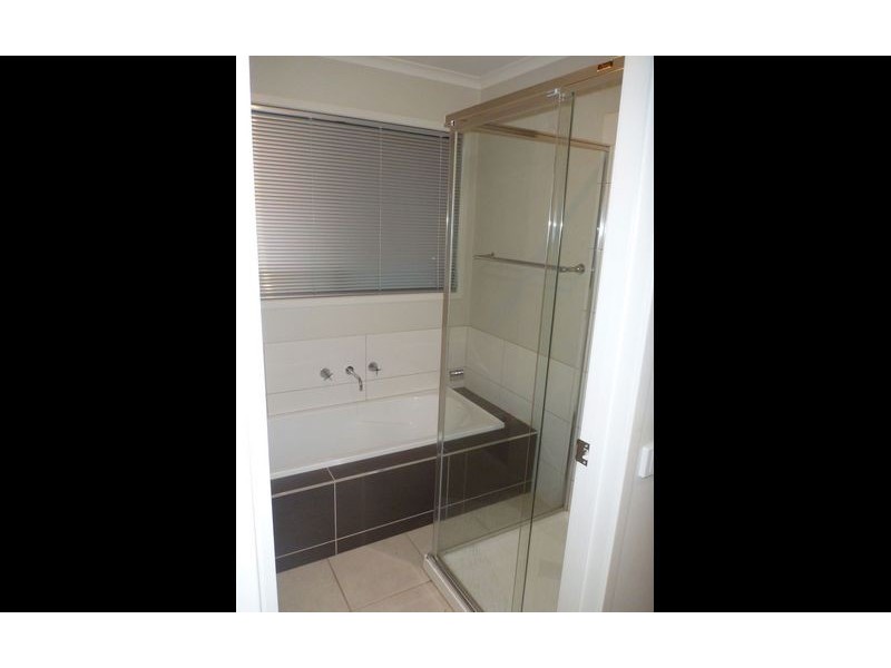 52 Cornwall Avenue, Albury NSW 2640