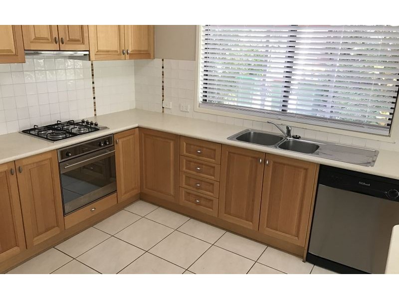 2/419 Mcdonald Road, Lavington NSW 2641