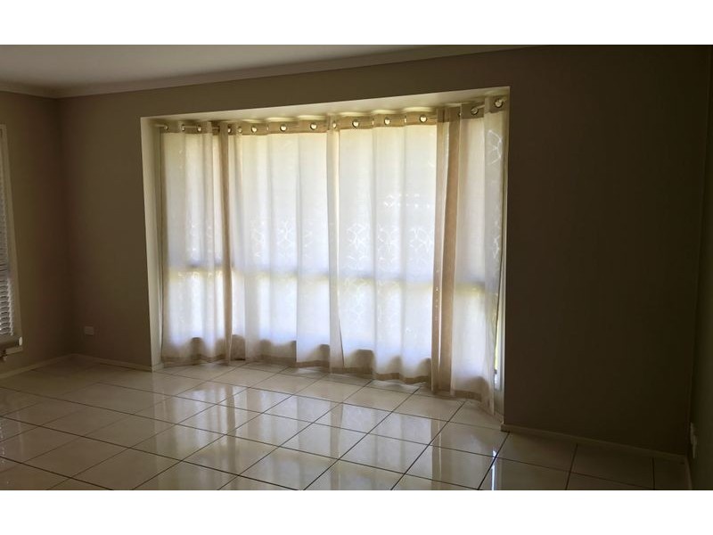 2/419 Mcdonald Road, Lavington NSW 2641