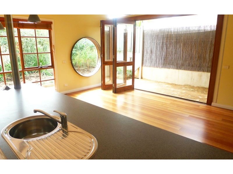 679 Pearsall Street, Albury NSW 2640