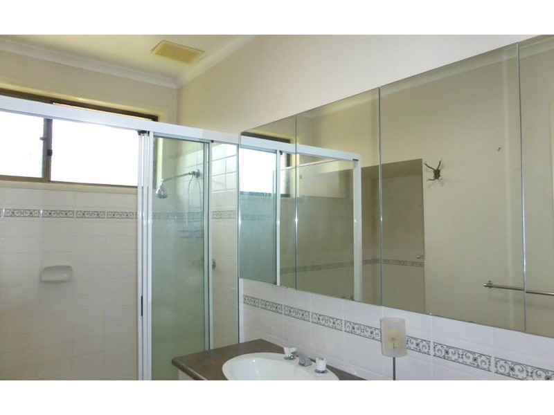 589 Zago Court, Lavington NSW 2641