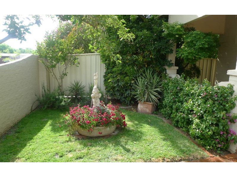 617 Edward Street, Albury NSW 2640