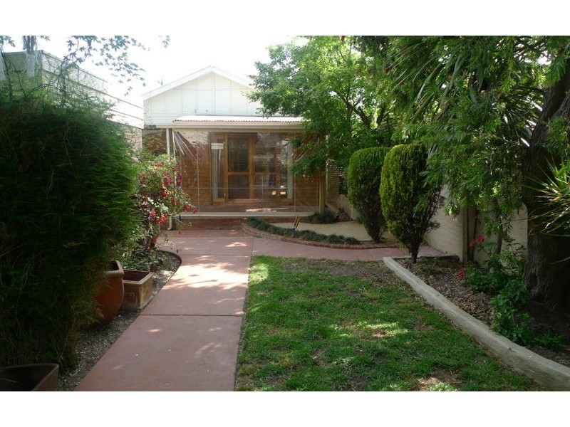 617 Edward Street, Albury NSW 2640